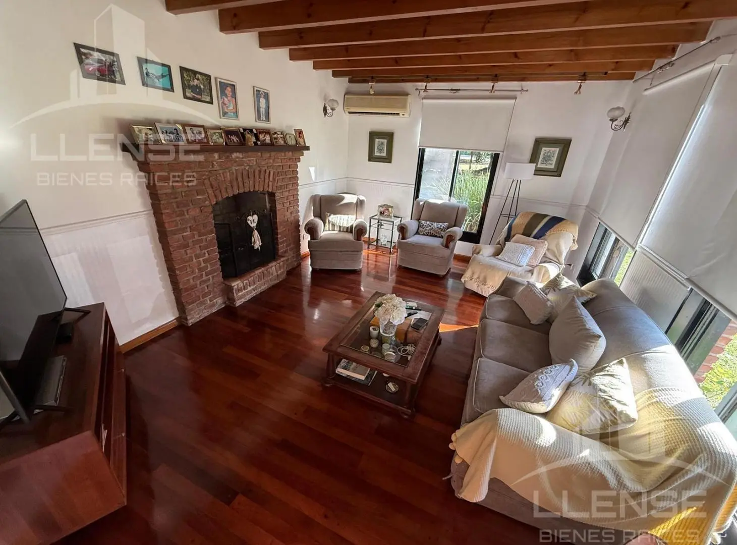 Casa de 5 ambientes con piscina, galería y gran parque en venta - Country Club El Carmen 5