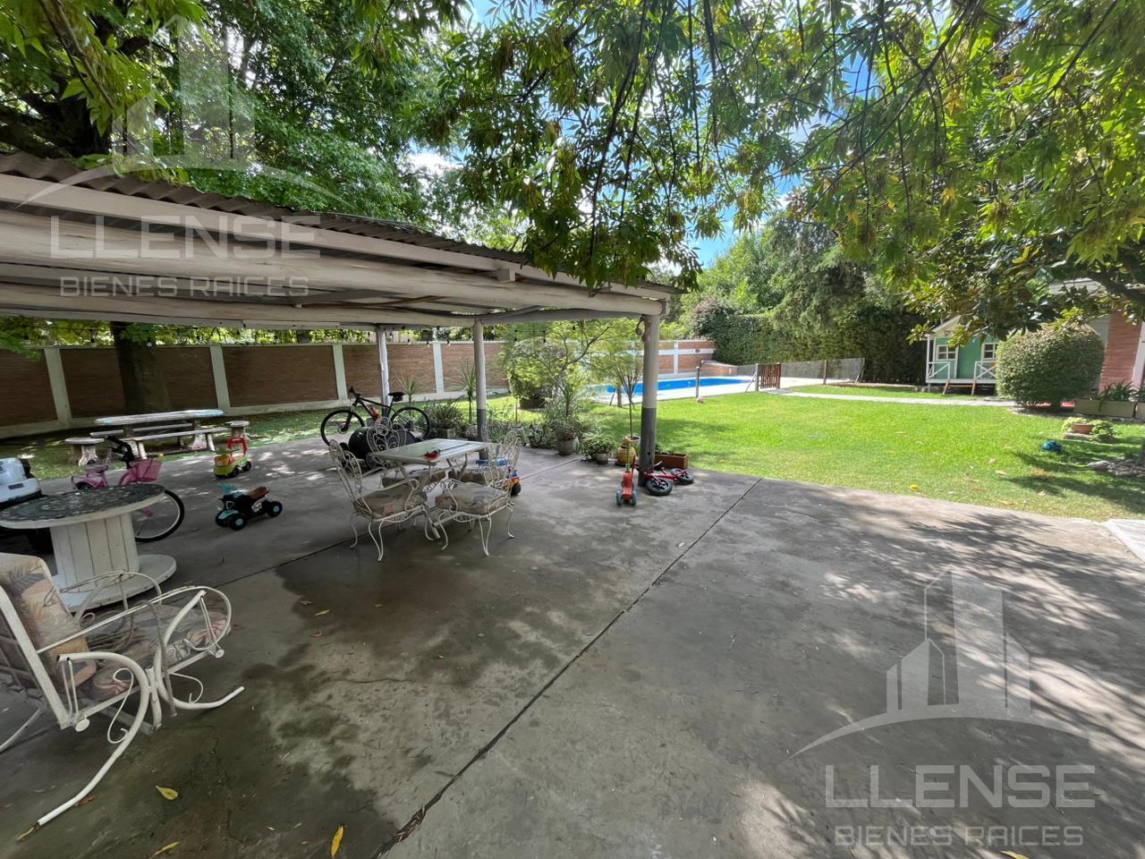 Casa 3 ambientes con pileta y jardin en venta - Ranelagh