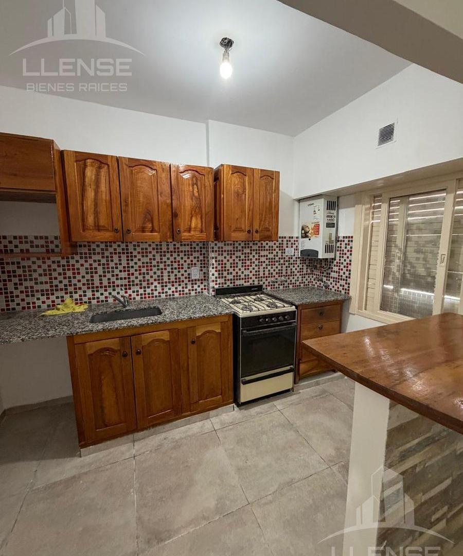 Foto de Departamento 3 ambientes con balcón en alquiler - Quilmes Centro, imagen 1