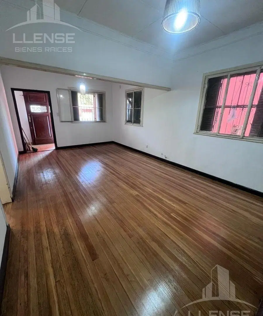 Casa 4 ambientes en alquiler - Ezpeleta Centro 5