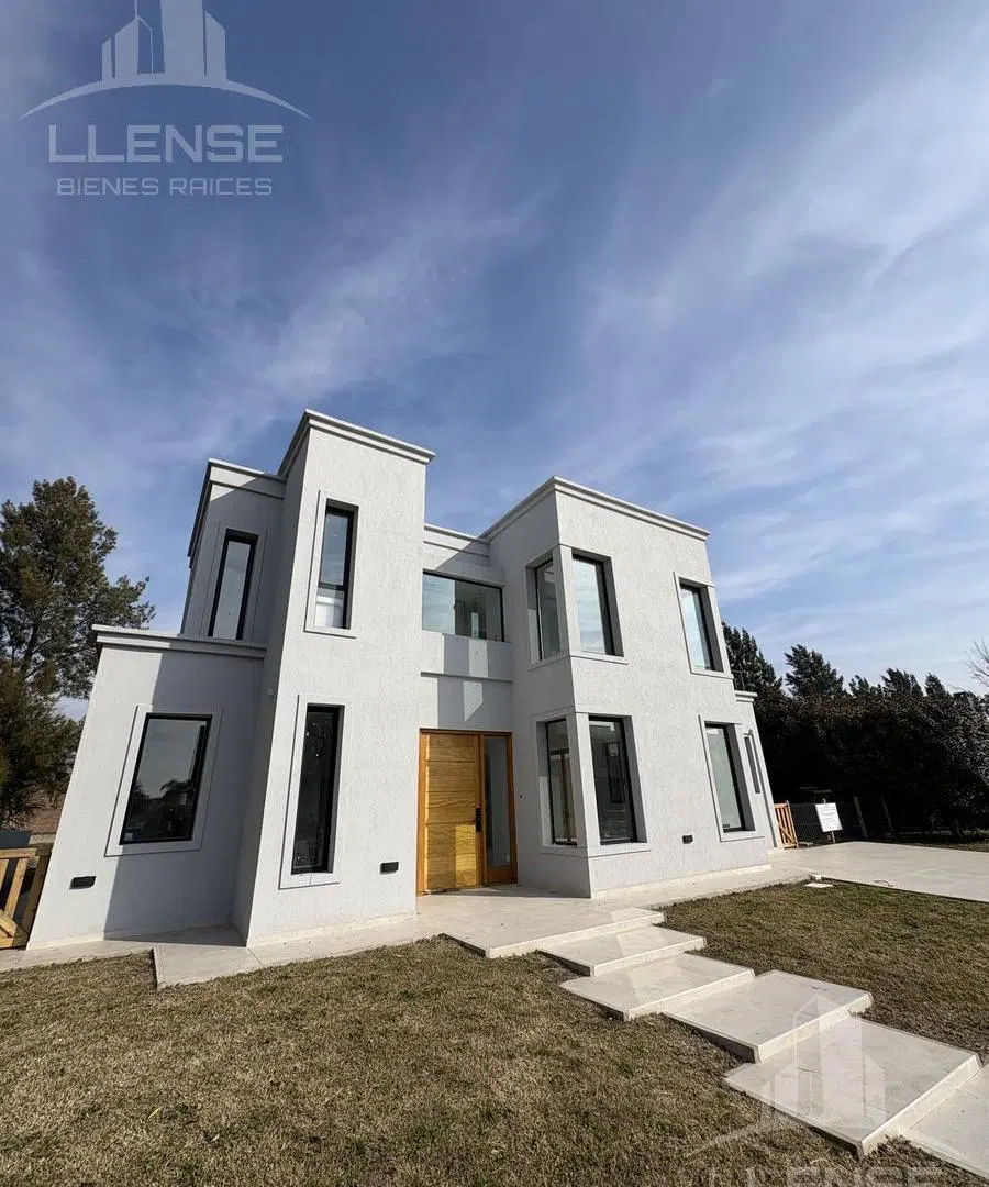 Casa 5 ambientes a estrenar en venta - APTA CREDITO - Las Golondrinas 2