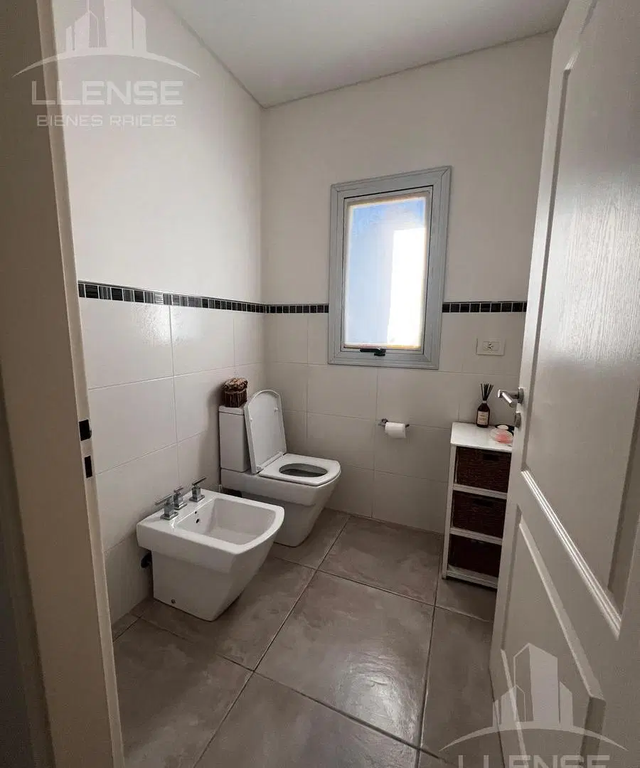 Casa 5 ambientes con pileta en venta y alquiler - Fincas de Iraola II 5