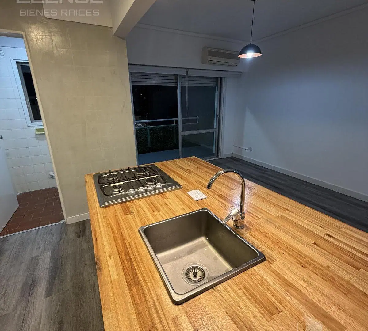 Departamento 3 ambientes reciclado con  balcón en alquiler - Quilmes centro 5