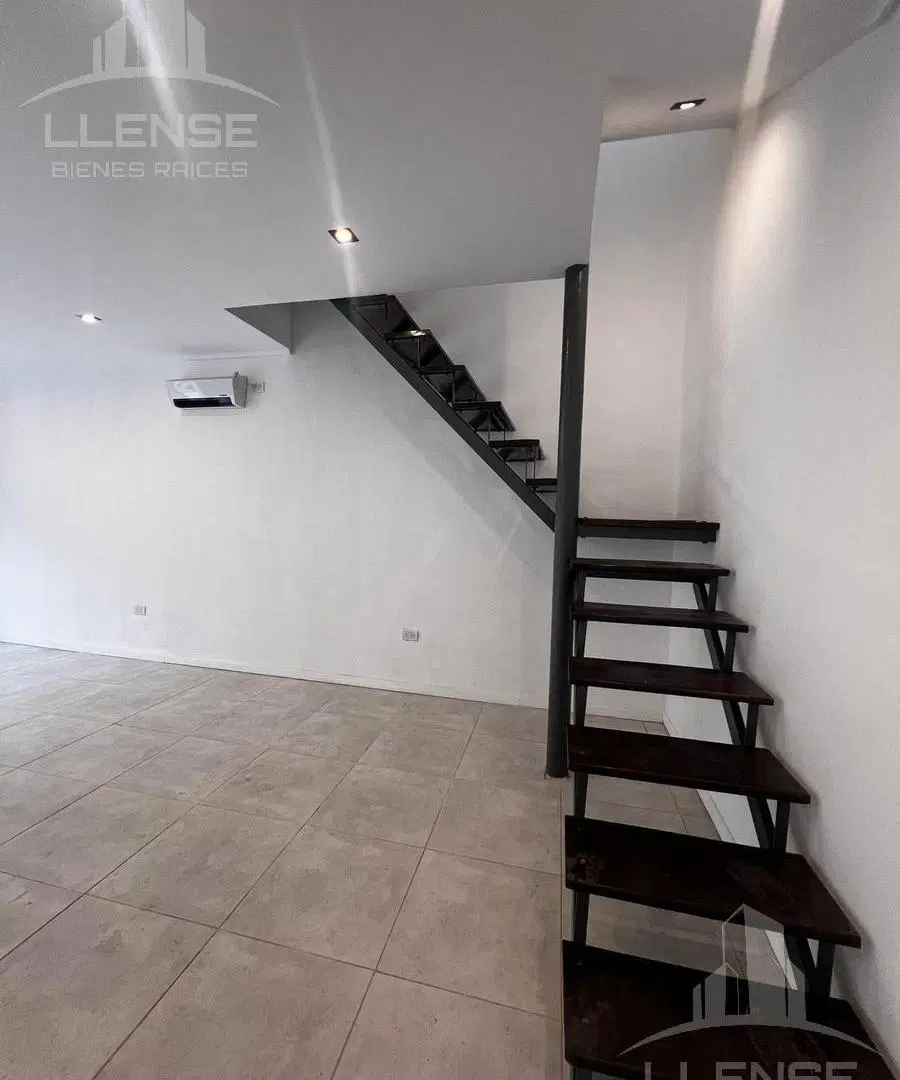 Casa 5 ambientes reciclada a nueva en venta - Quilmes Centro 5