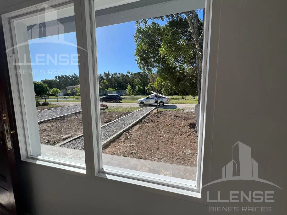 Casa 3 ambientes en venta y alquiler - Tenis Lawn Club Verónica - 90 km de la ciudad de La plata 3