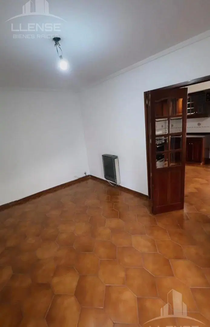 Casa 4 ambientes en venta -  Quilmes Oeste 5