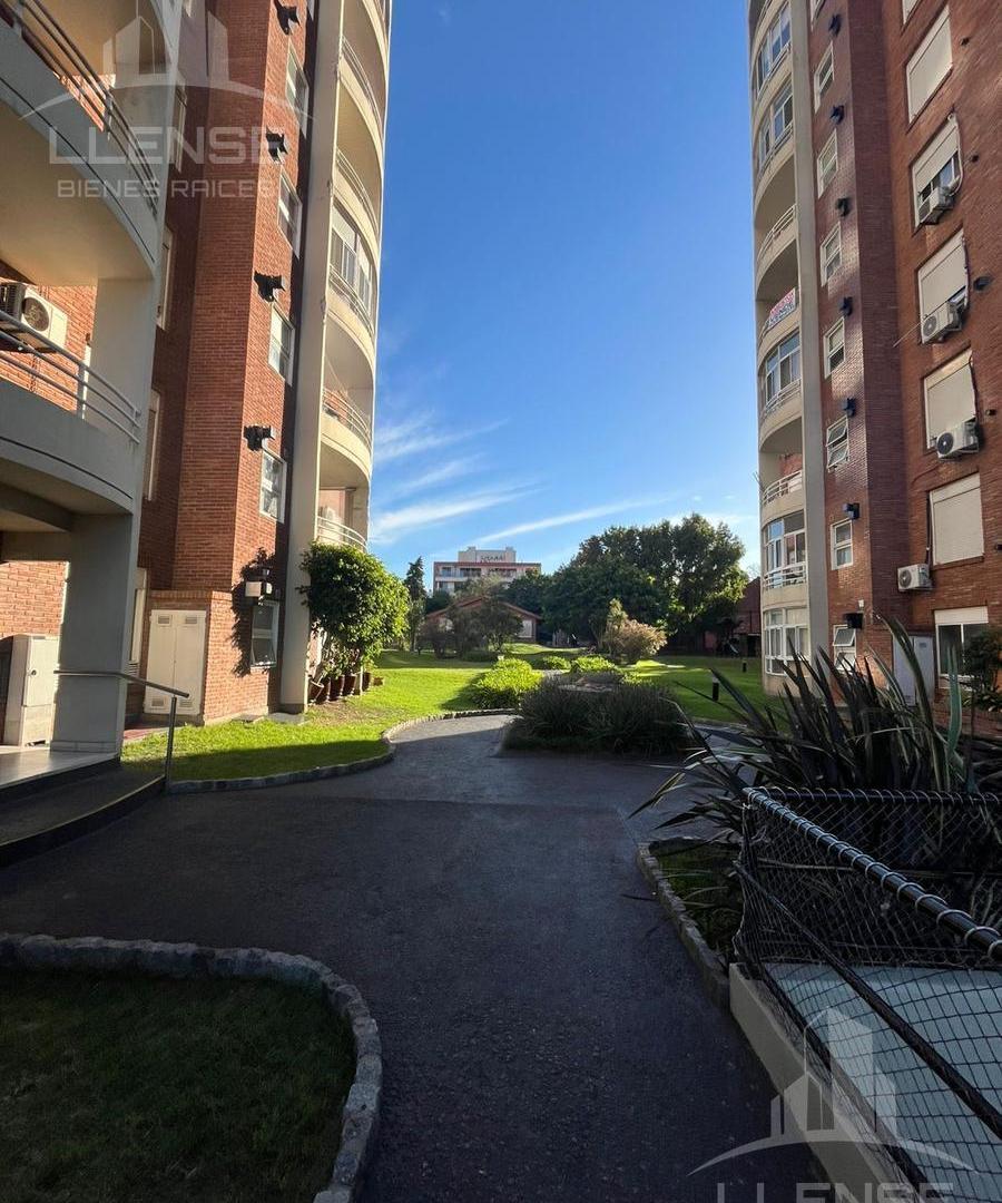 Departamento 3 ambientes en venta - APTO CREDITO - OPCIONAL COCHERA - Torres de bernal