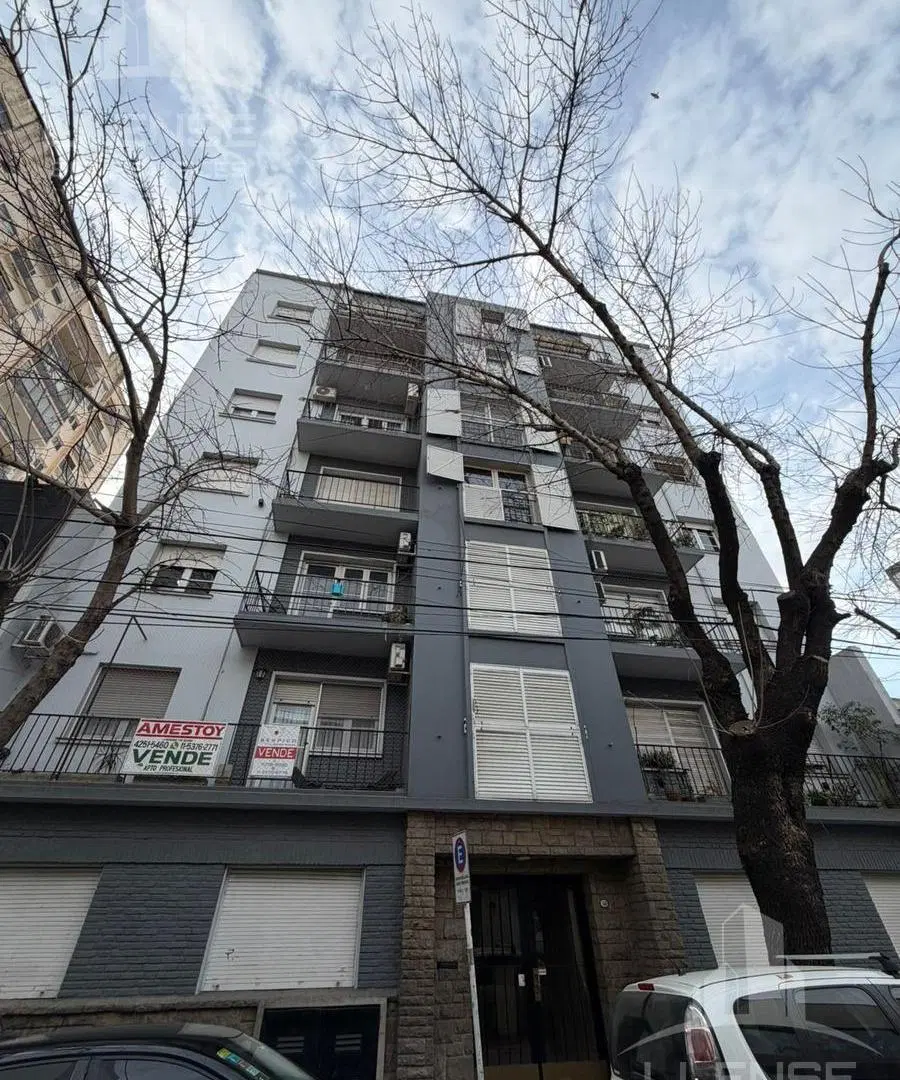 Departamento 4 ambientes con balcón en venta - Quilmes 2