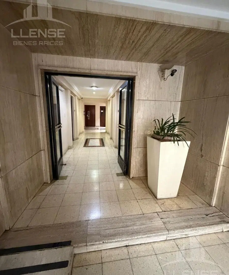 Departamento 4 ambientes con balcón en venta - Quilmes 4