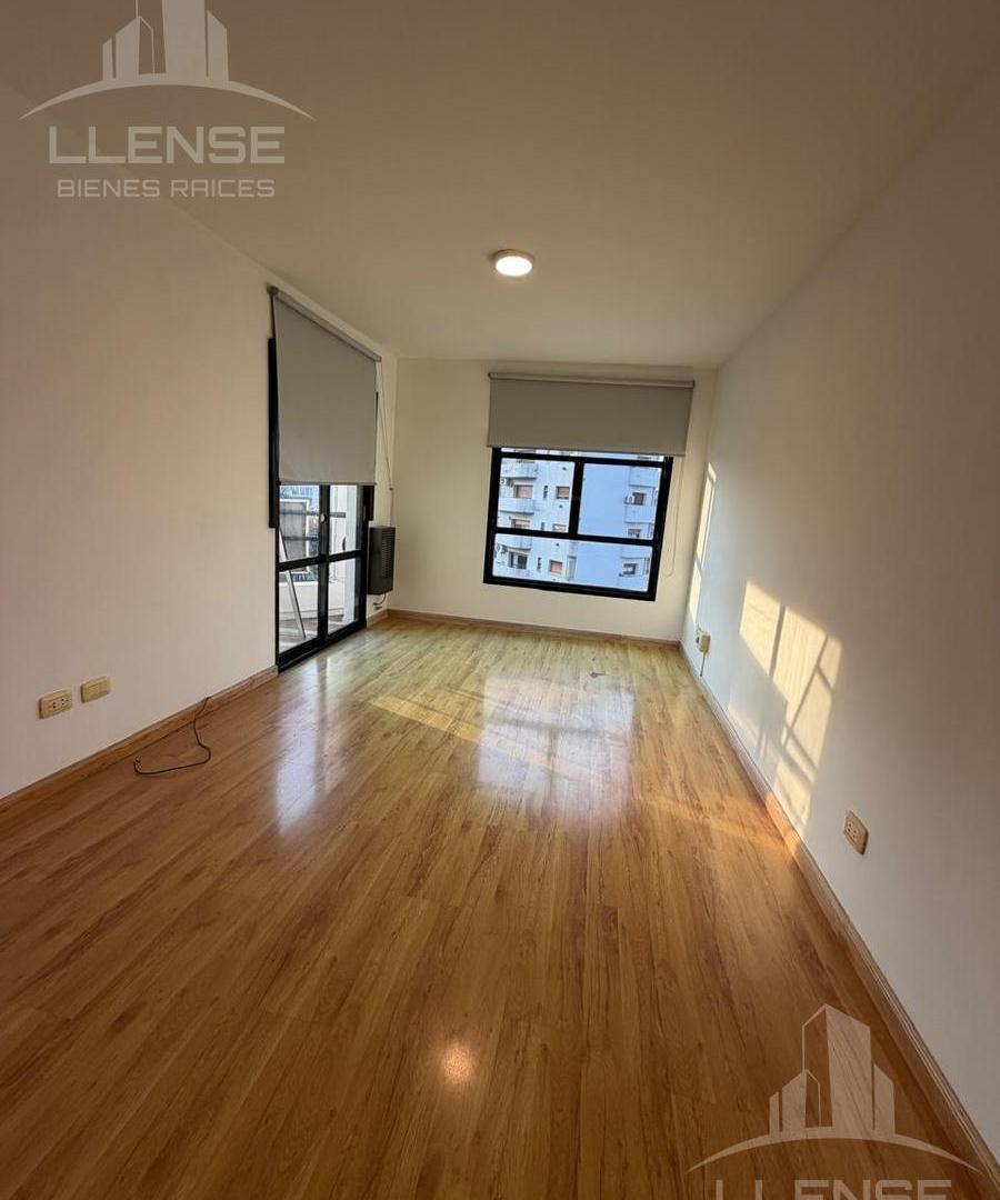 Departamento 2 ambientes con balcón y cochera en alquiler - Quilmes