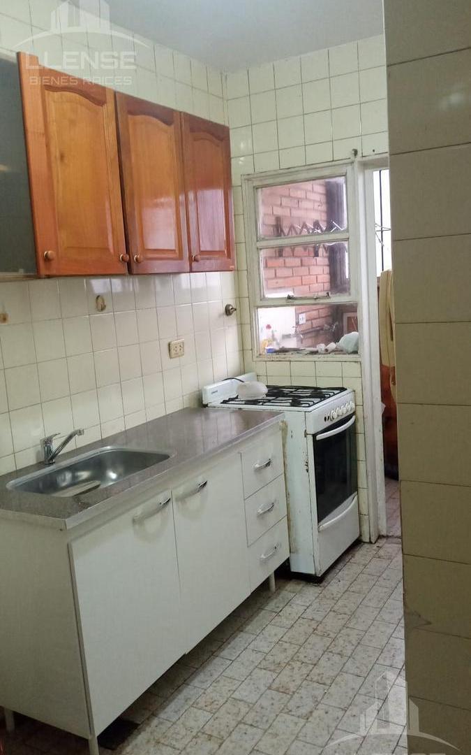 Foto de Departamento 3 ambientes con balcón en alquiler - Quilmes, imagen 3