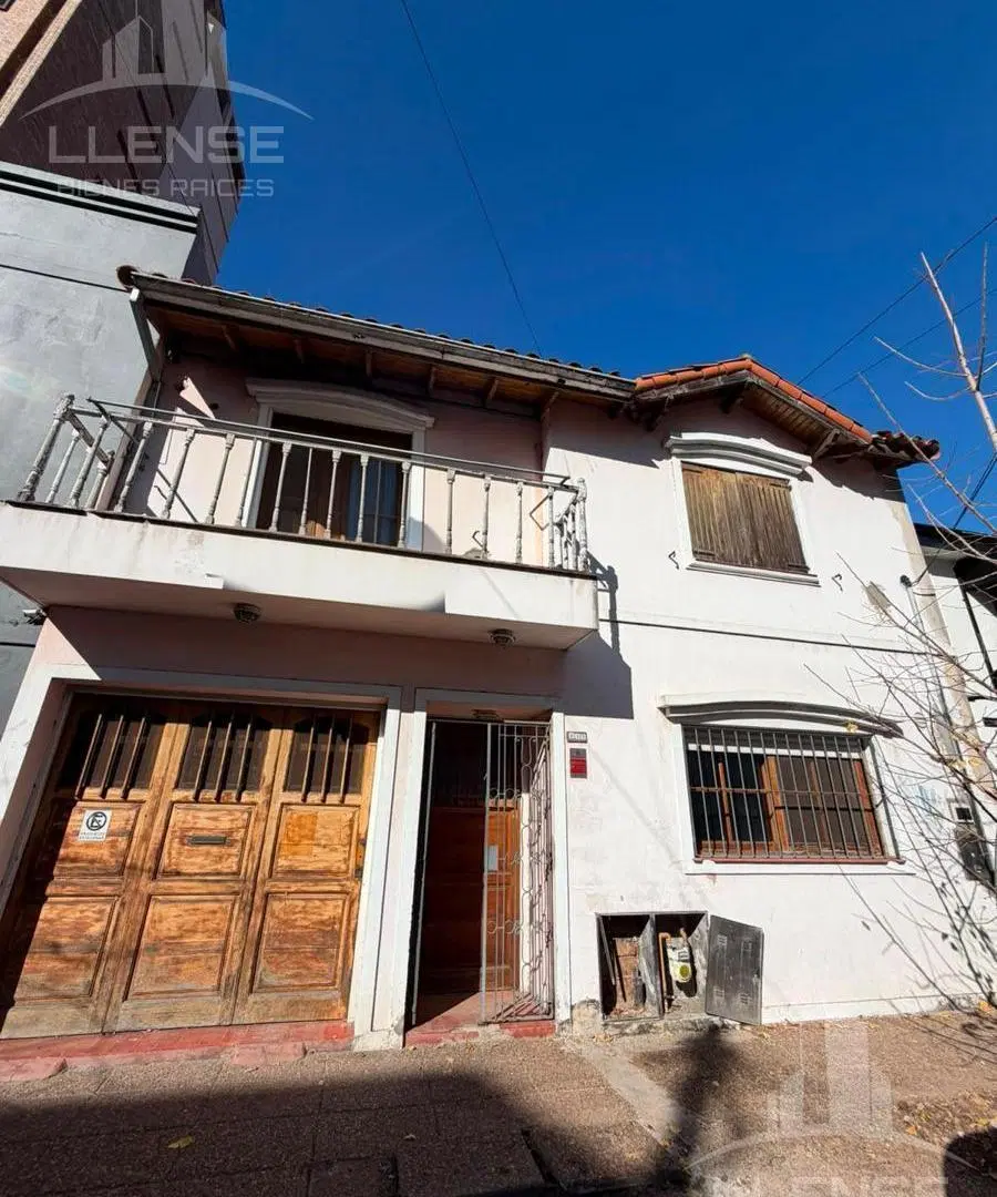 Casa 6 ambientes con jardín y cochera - ALQUILER COMERCIAL - Quilmes Centro 2