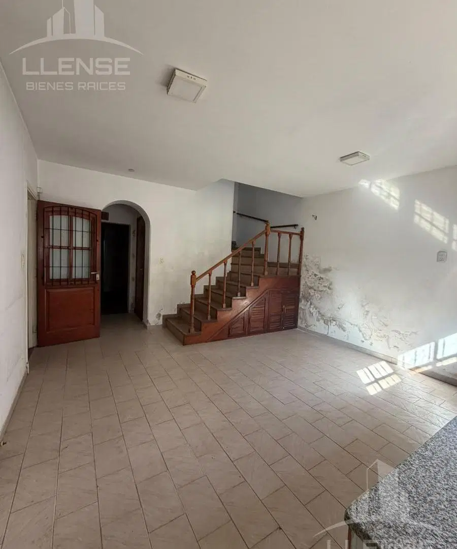 Casa 6 ambientes con jardín y cochera - ALQUILER COMERCIAL - Quilmes Centro 3