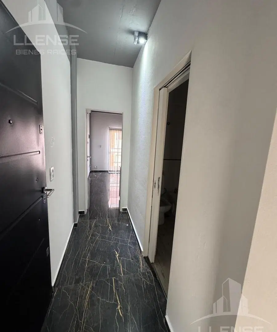 Departamento 2 ambientes con balcón en alquiler - Ezpeleta Centro 4