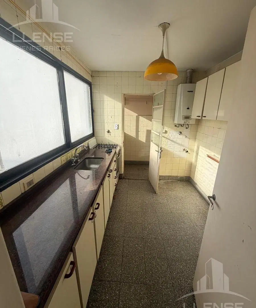 Departamento 3 ambientes con balcón en venta - Quilmes Centro 8