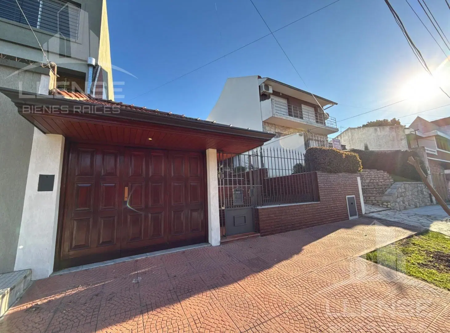 Casa en venta de 6 ambientes con cochera doble - APTO CREDITO - Quilmes centro 4