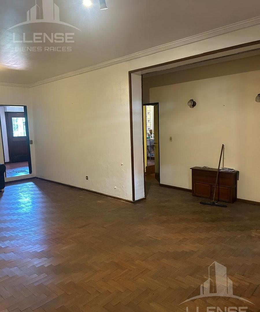 Foto de Casa 5 ambientes en alquiler - USO PROFESIONAL O COMERCIAL - Quilmes, imagen 2
