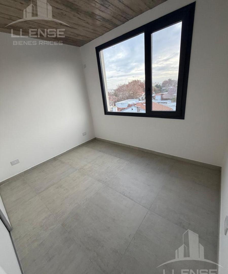 Foto de Exclusivo departamento 2 ambientes con cochera y terraza propia a, imagen 2