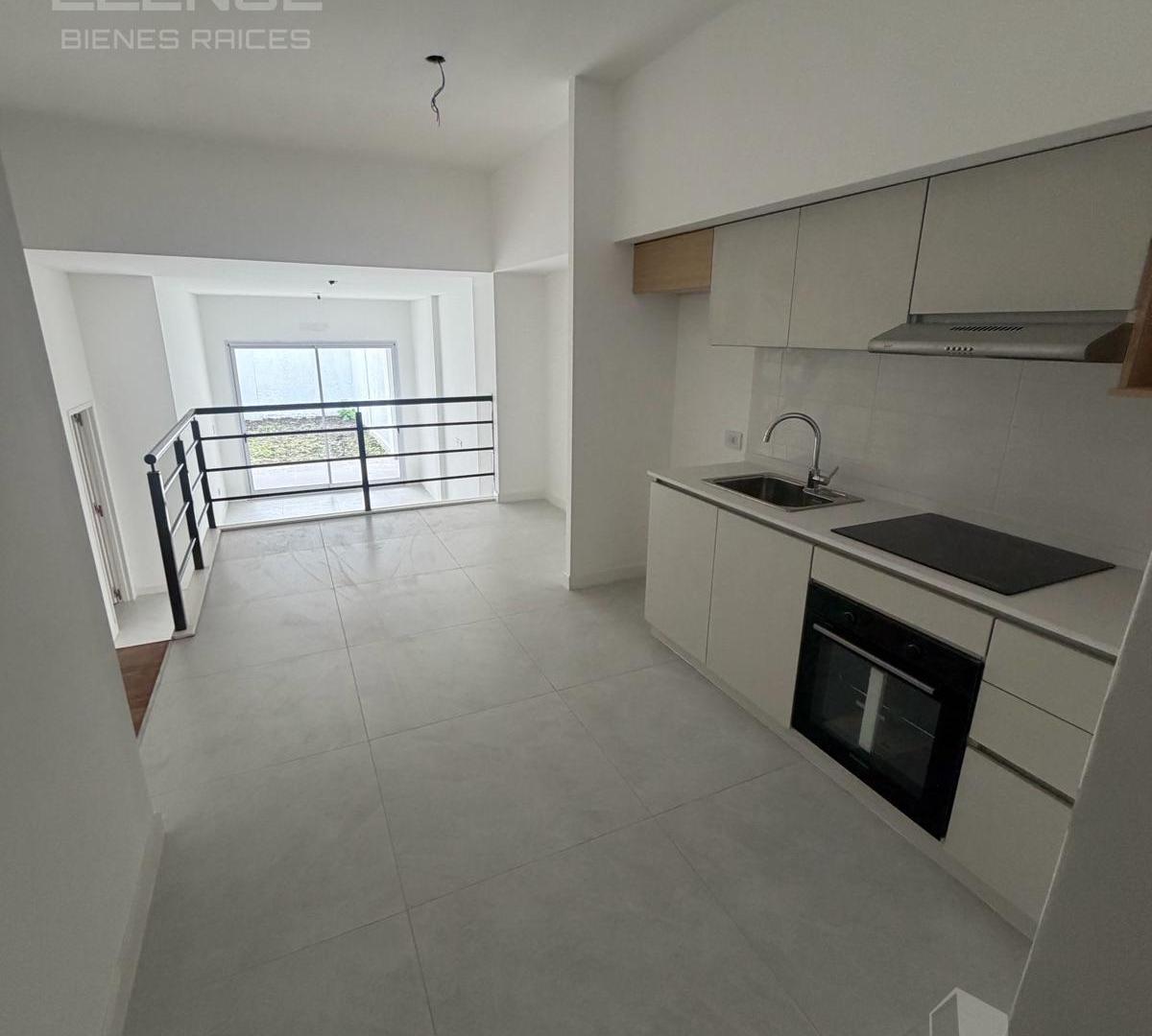 Foto de Departamento 2 ambientes a estrenar con galería jardín cochera y, imagen 4