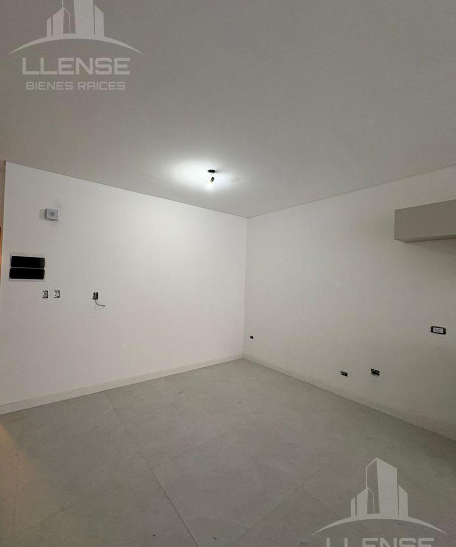 Foto de Departamento monoambiente a estrenar con jardín, galería, cochera y, imagen 2