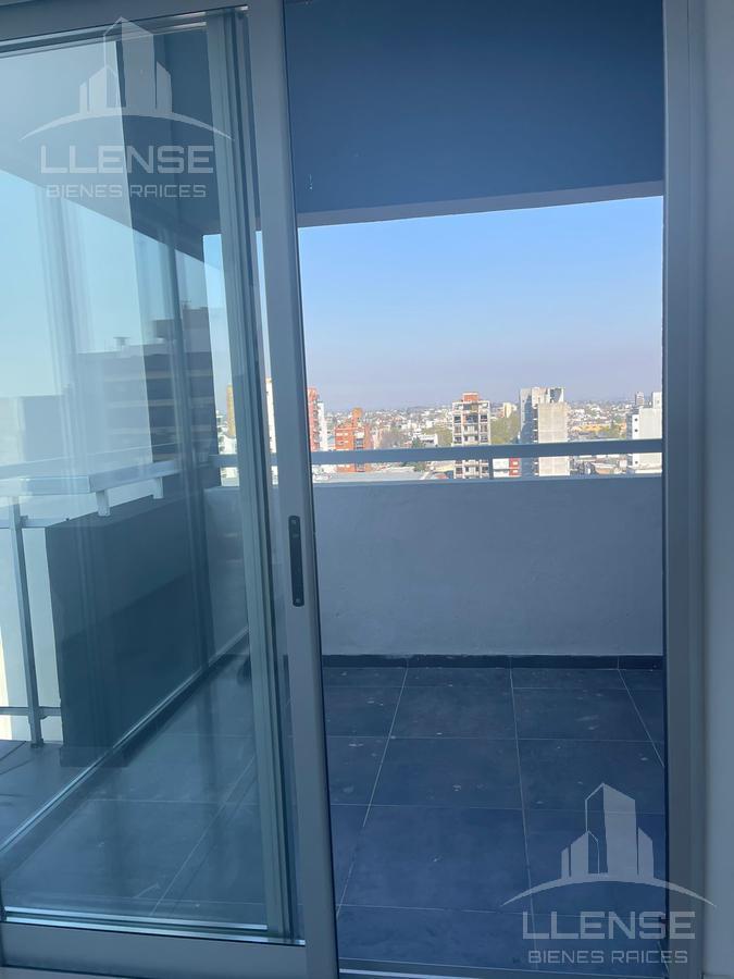 Foto de Departamento duplex en piso 11, 3 ambientes c/mini piscina, parrilla y, imagen 2