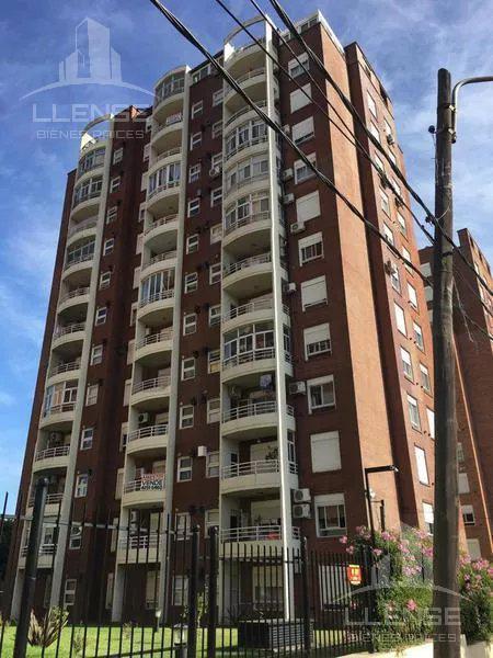 Foto de Departamento 4 ambientes con cochera en venta-ALQUILADO HASTA ENERO, imagen 3