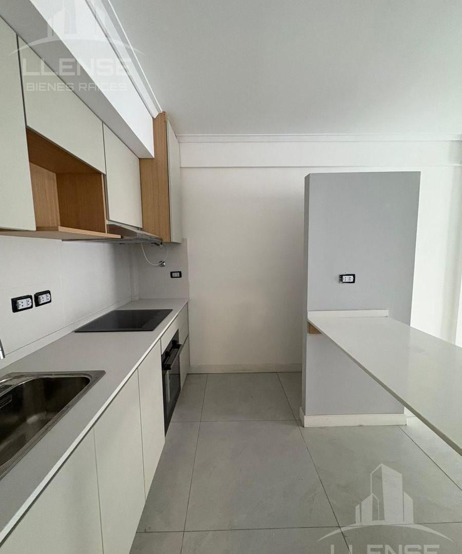 Foto de Departamento 3 ambientes con patio aterrazado quincho parrilla cochera, imagen 4