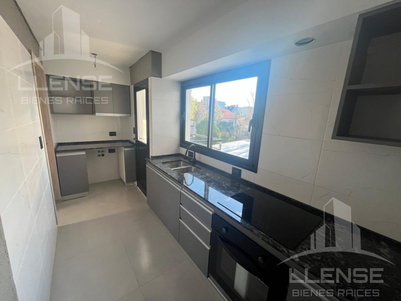 Foto de Departamento 3 ambientes con cochera y baulera a estrenar en venta, imagen 5