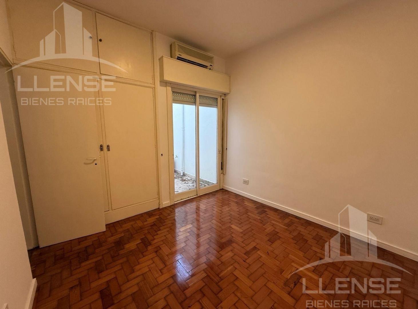 Foto de Departamento 2 ambientes en planta baja con patio propio en alquiler, imagen 3