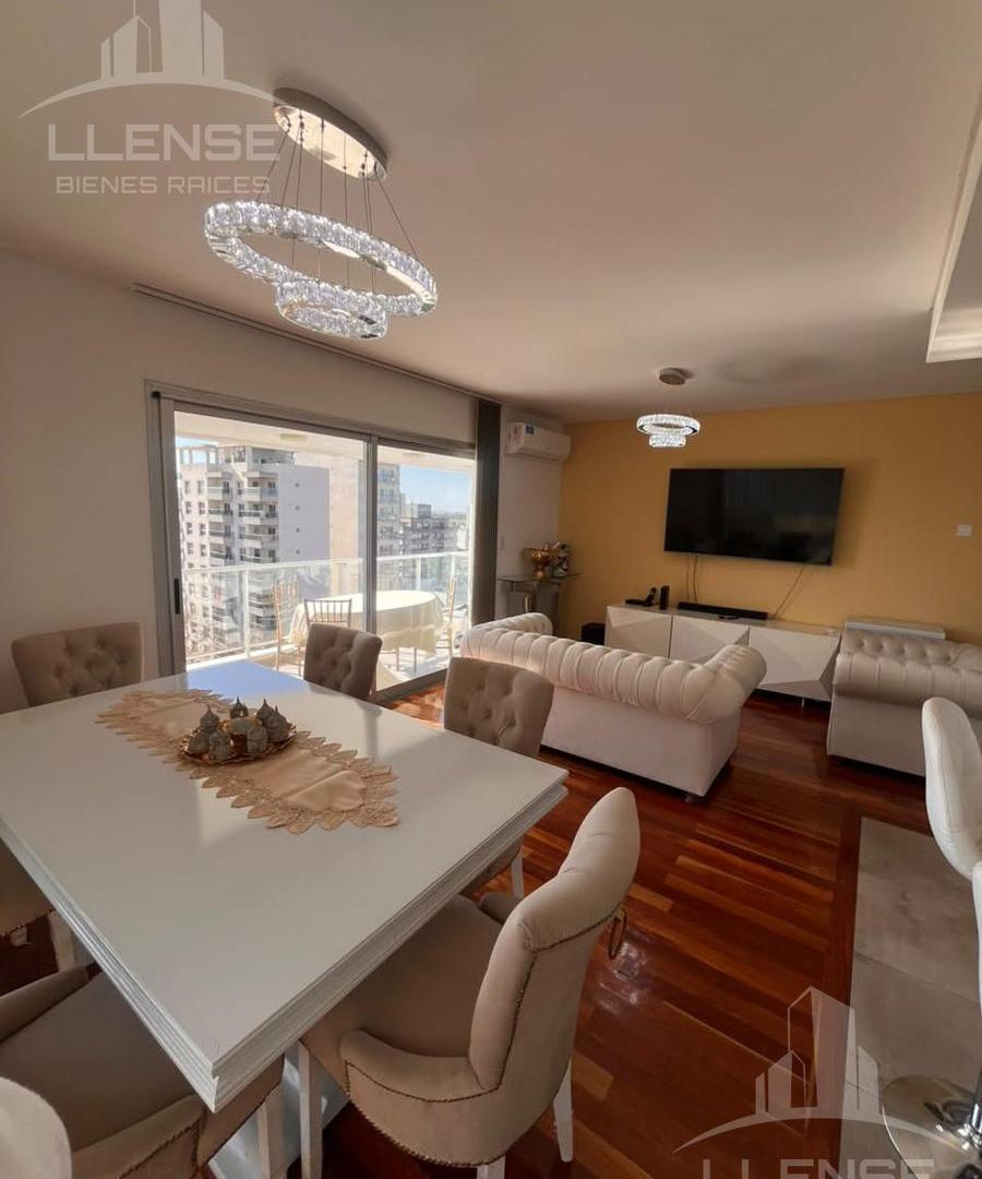 Foto de Departamento 3 ambientes de categoría con cochera vista al río en venta, imagen 5