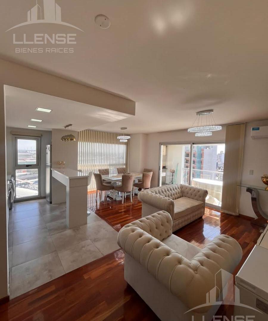 Foto de Departamento 3 ambientes de categoría con cochera vista al río en venta, imagen 4