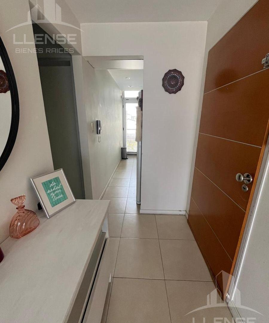 Foto de Departamento 2 ambientes con balcón frente y contrafrente - en venta, imagen 4