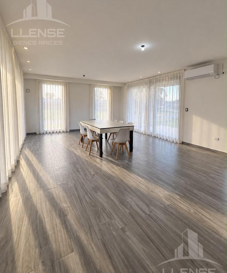 Foto de Casa 4 ambientes con pileta en alquiler - Hudson Park, imagen 4
