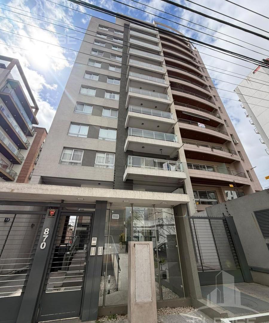 Foto de Departamento 2 ambientes con balcón y cochera subterranea en venta, imagen 3