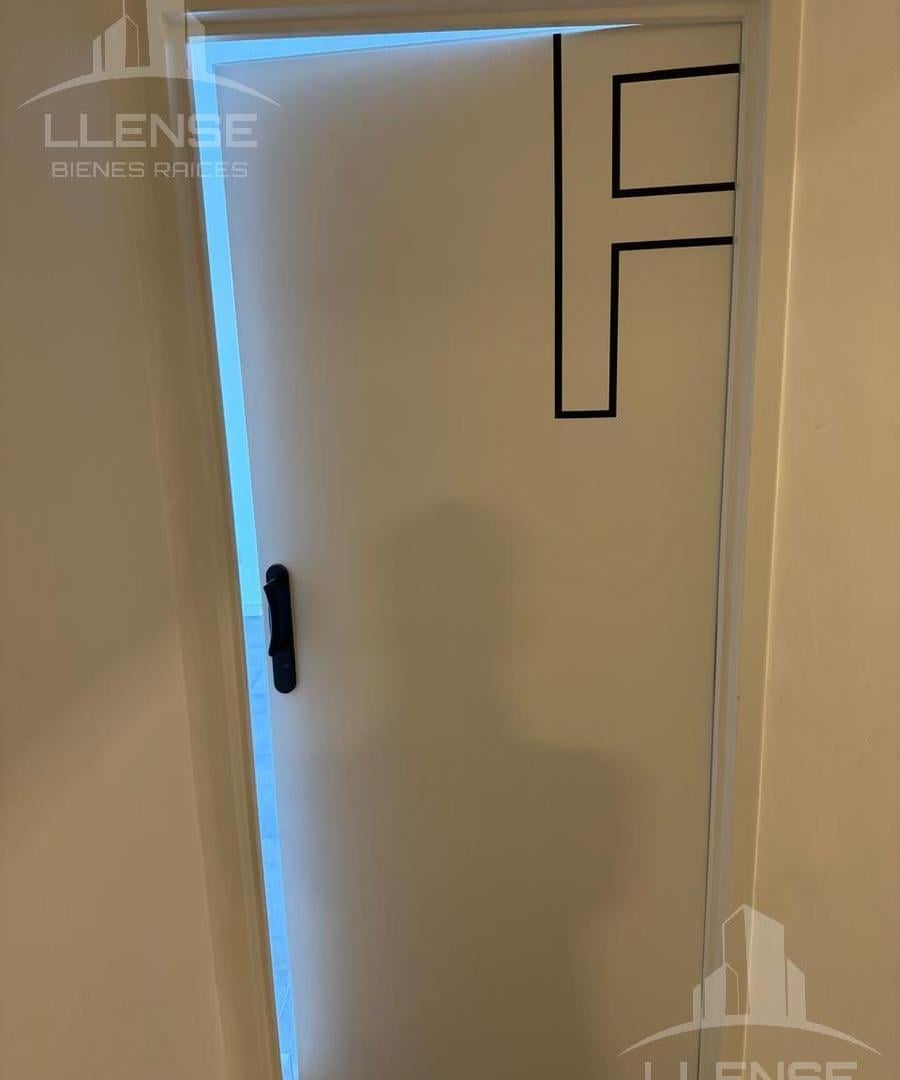 Foto de Departamento 2 ambientes en venta - APTO CREDITO - Bernal - ALQUILADO, imagen 3