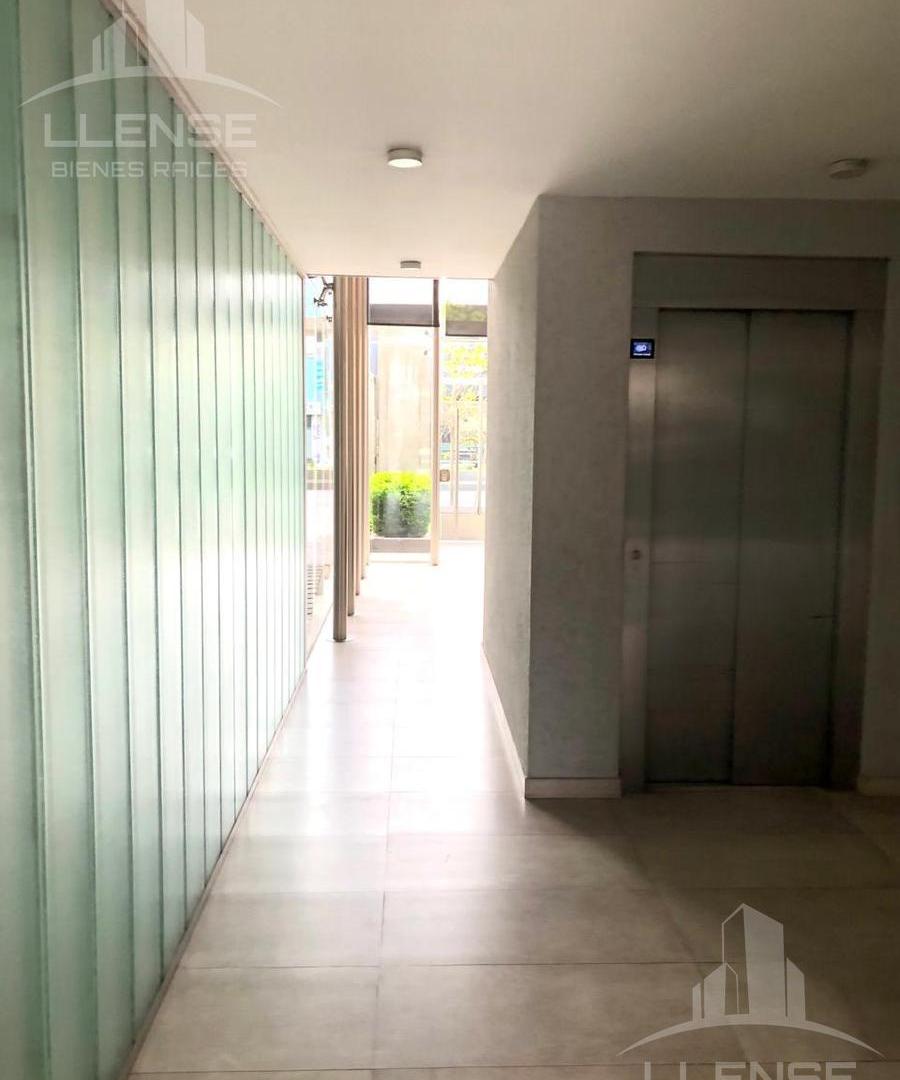 Foto de Cochera en en venta - Lomas De Zamora, imagen 2