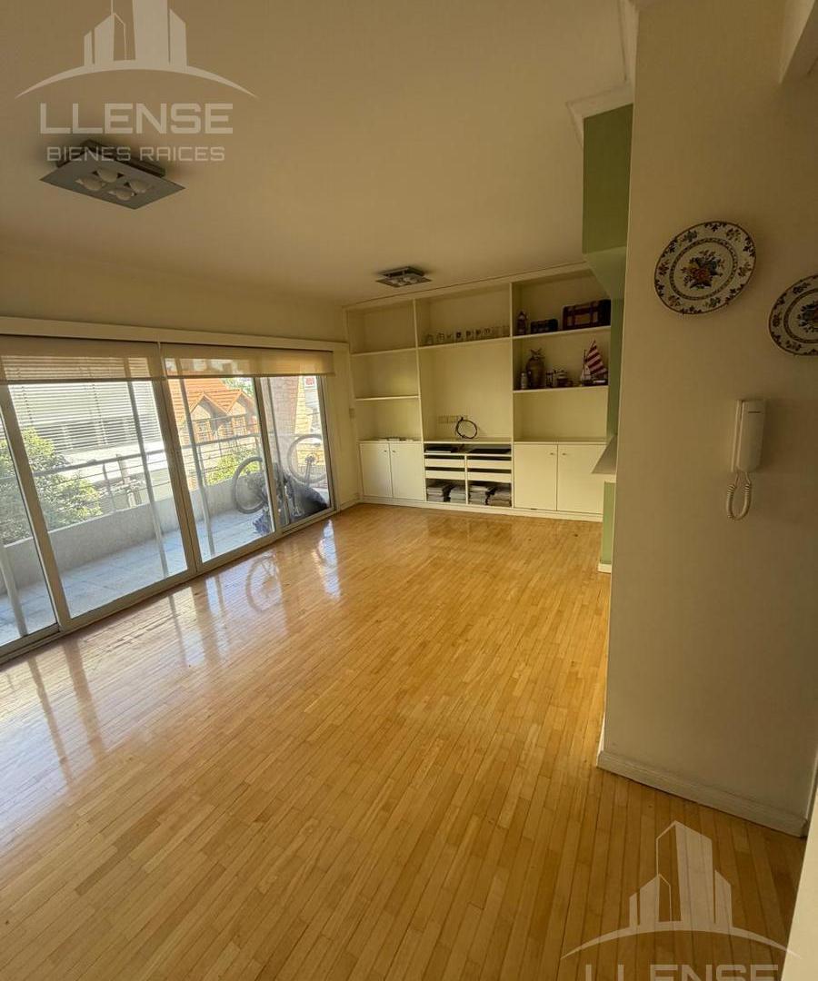 Foto de Departamento 2 ambientes, balcón al frente, cochera cubierta, en venta, imagen 2