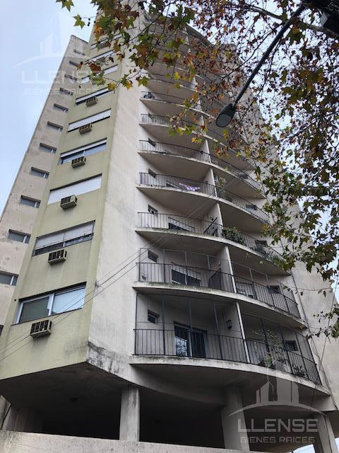 Foto de Departamento 4 ambientes en venta - APTO CREDITO - Quilmes centro, imagen 1