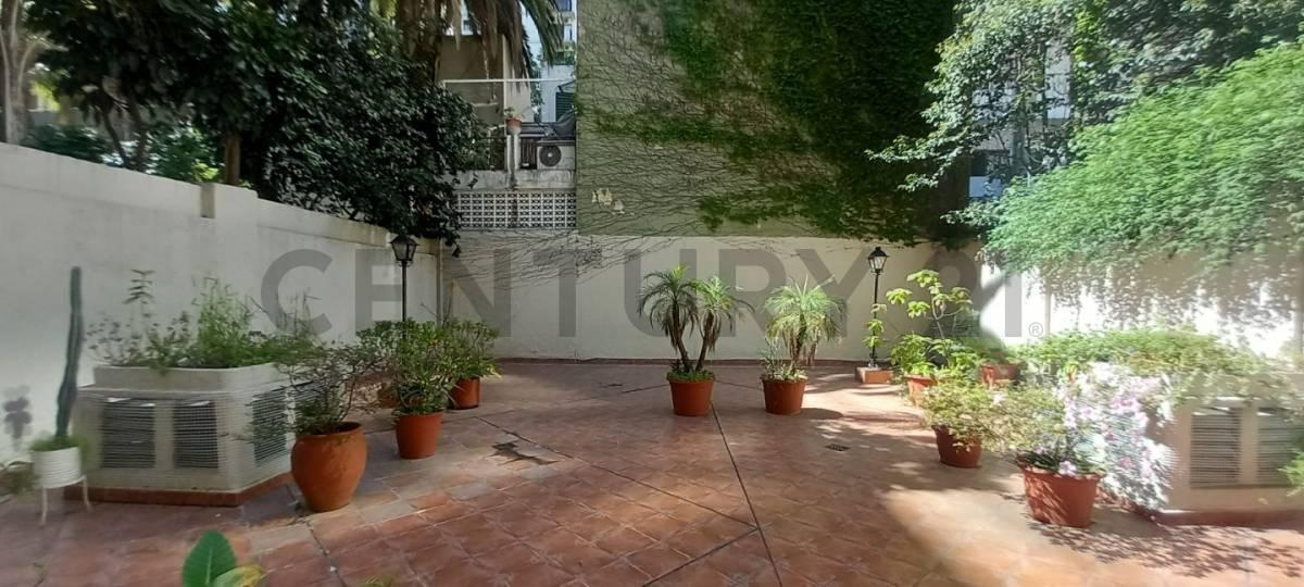 Venta Depto 5 Amb, Patio, Cochera y Baulera Bcas de Belgrano 1
