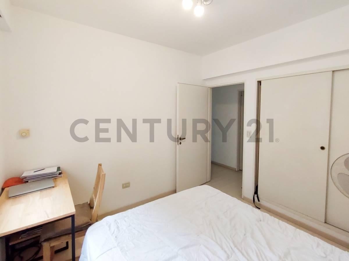Foto de VENTA DEPARTAMENTO de 3 ambientes en Recoleta, CABA, imagen 2