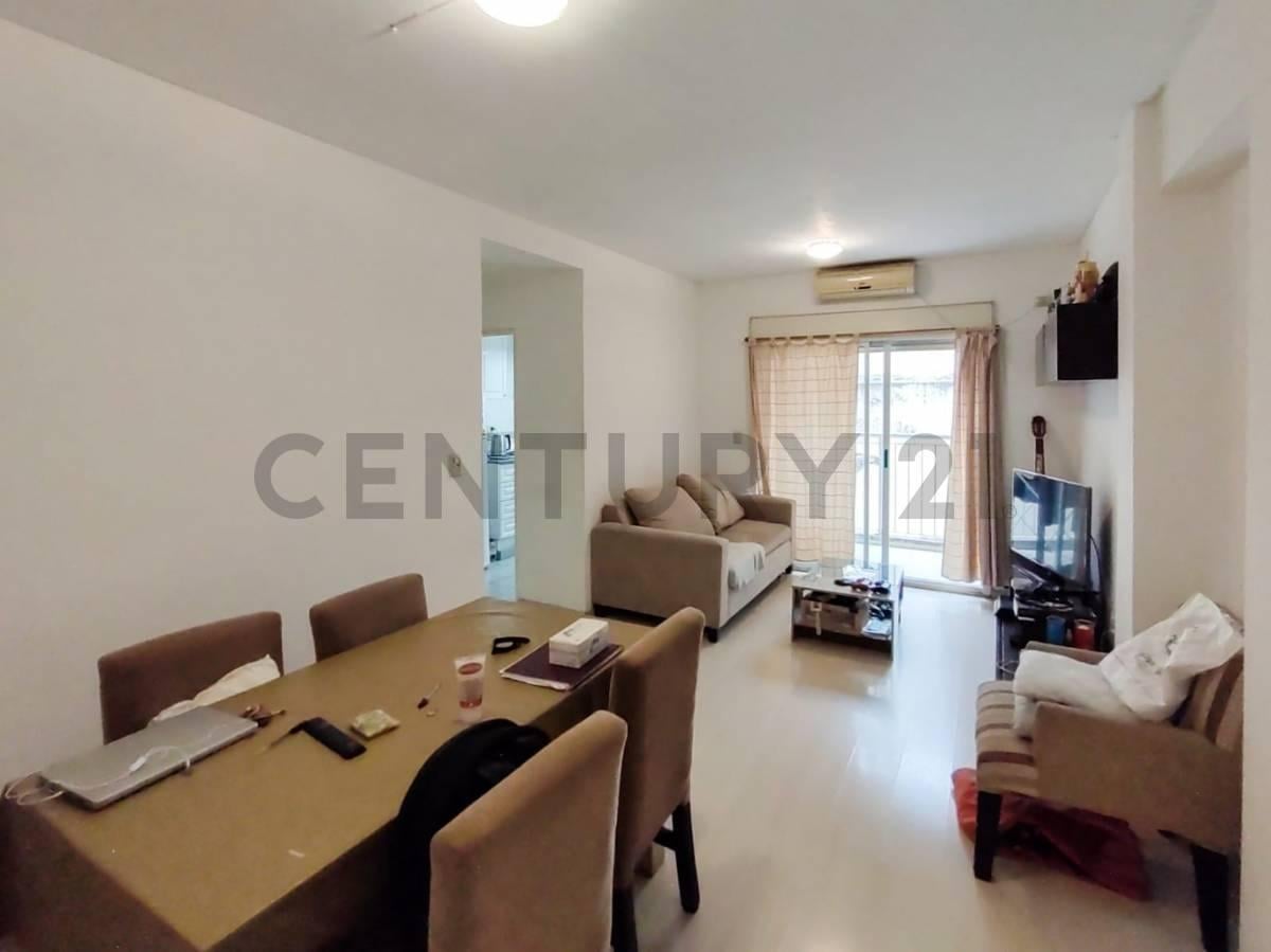 VENTA DEPARTAMENTO de 3 ambientes en Recoleta, CABA