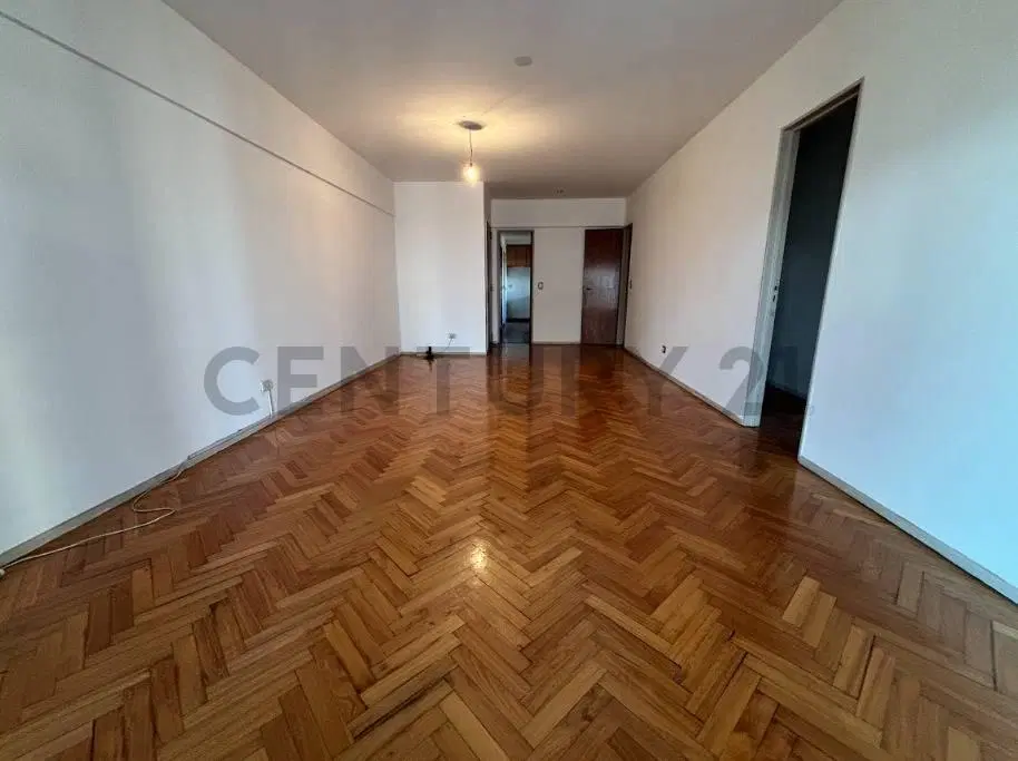 Exclusivo departamento en Las Cañitas. Piso alto, súper luminoso y con seguridad 24 hs 4
