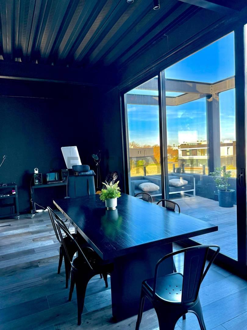 Foto de Casa en venta al rio , 3 ambientes , Barrio Nautico El Canal, imagen 3