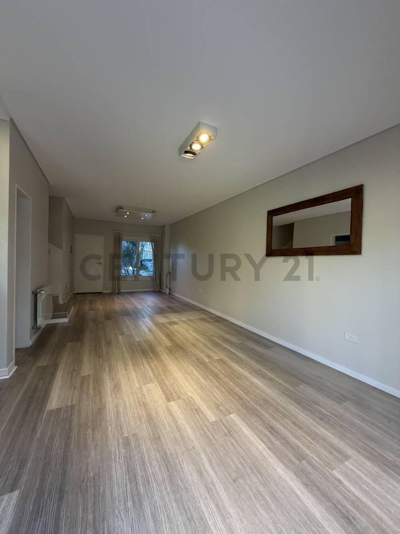 Foto de Duplex en venta, Jardines del Palmar, El Palmar, Nordelta, 4 ambientes, imagen 3