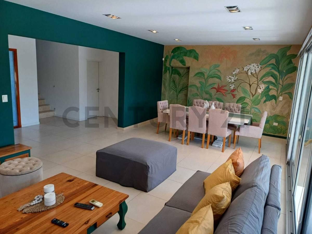 Foto de CASA AL LAGO EN ALQUILER ANUAL, 7 AMBIENTES, AMOBLADA, EN BARRIO LA, imagen 5