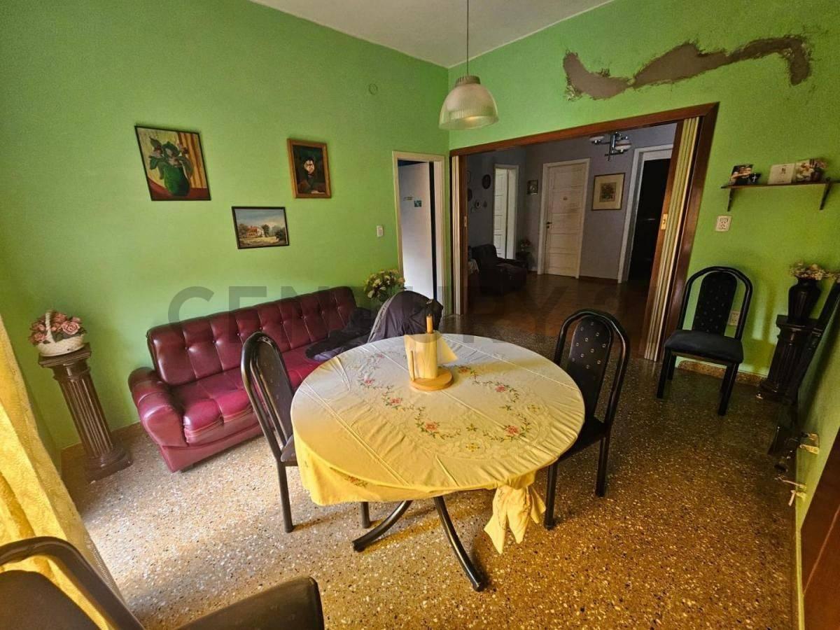 Foto de venta casa en haedo, imagen 2