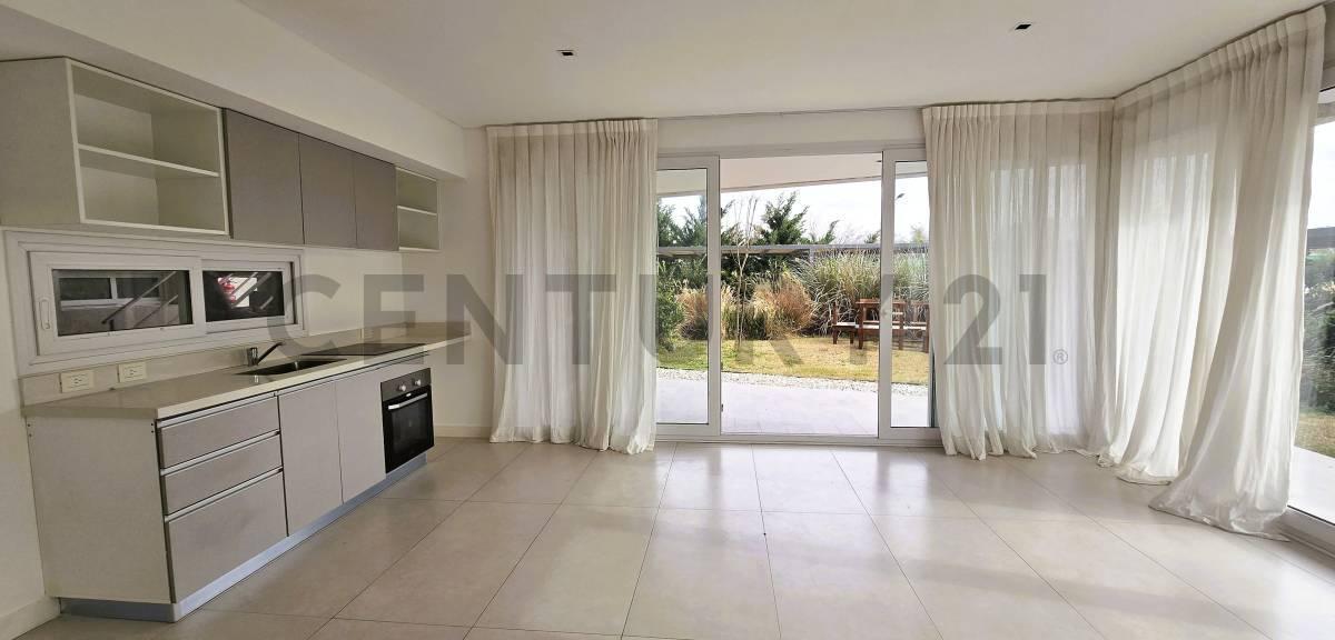 Foto de Venta departamento 2 ambientes con jardín y cochera LA BALCONADA - B, imagen 1