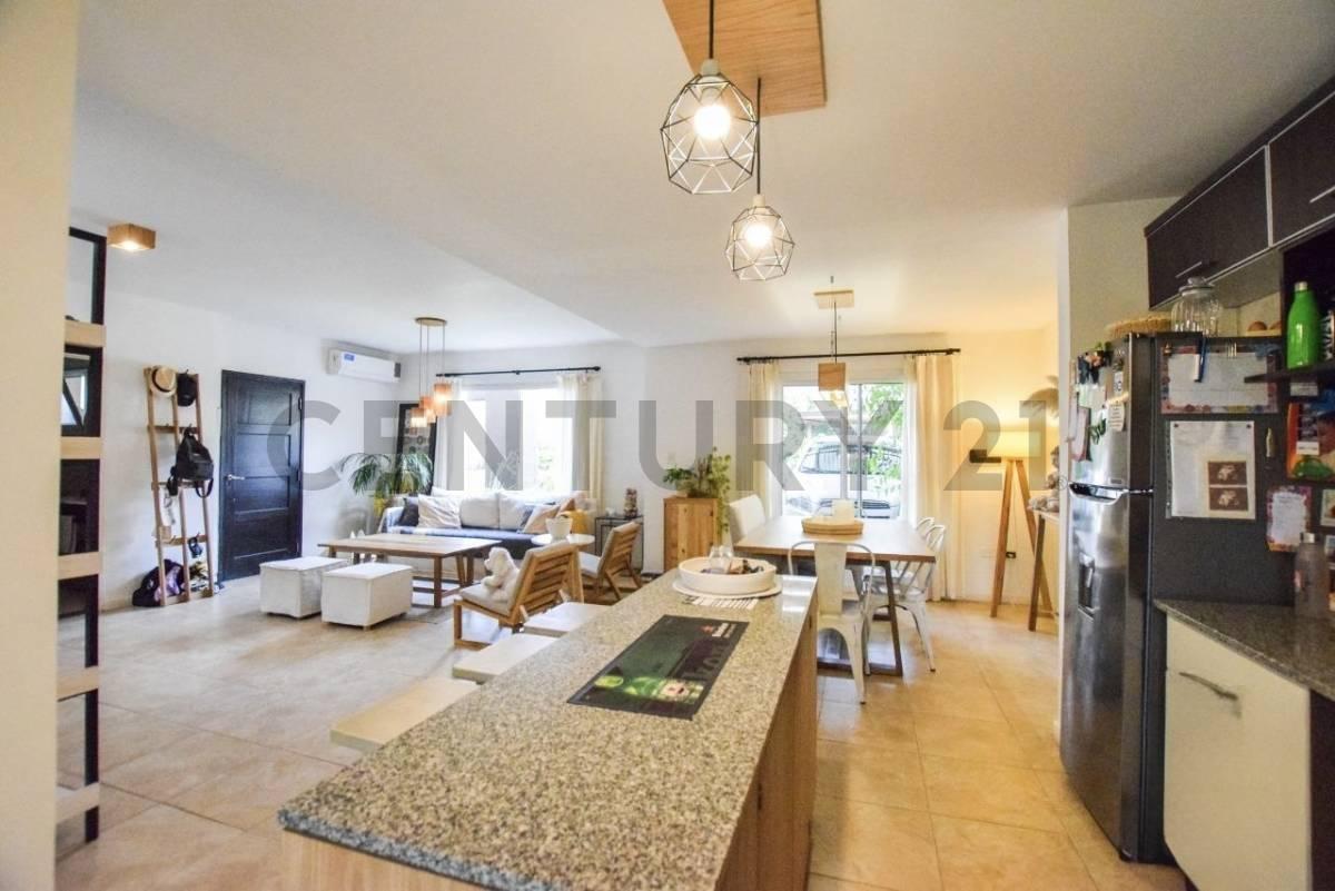Foto de Dúplex en Venta – Homes Portezuelo, Nordelta | Amplio Jardín en Esquina, imagen 4