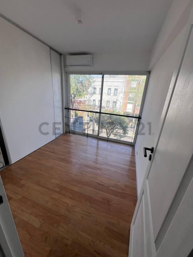 Foto de Departamento 3 ambientes reciclado en San Isidro con cochera cubierta, imagen 2