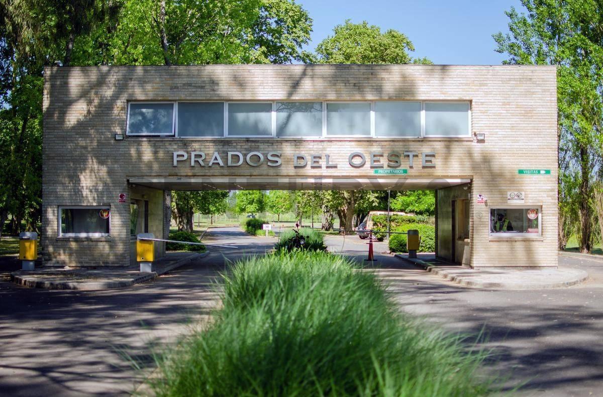 <p>Venta de Lote en Prados del Oeste, Moreno            
            
        </